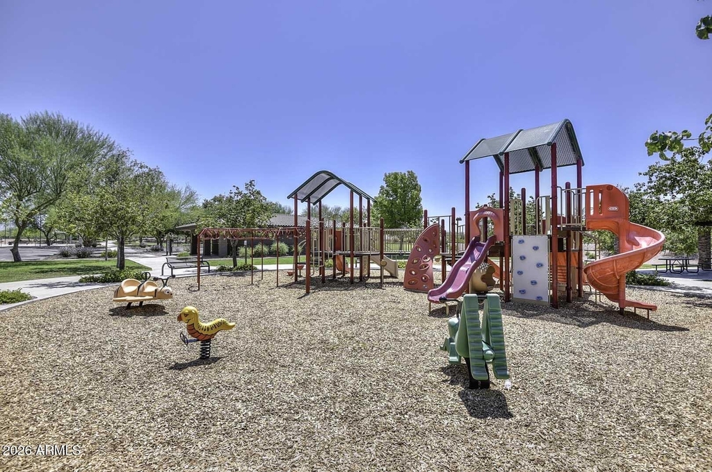 29789 W Fairmount Avenue - Photo 42