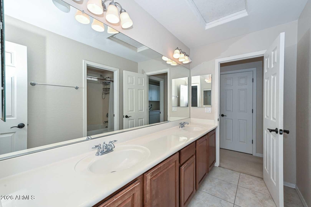 29789 W Fairmount Avenue - Photo 22