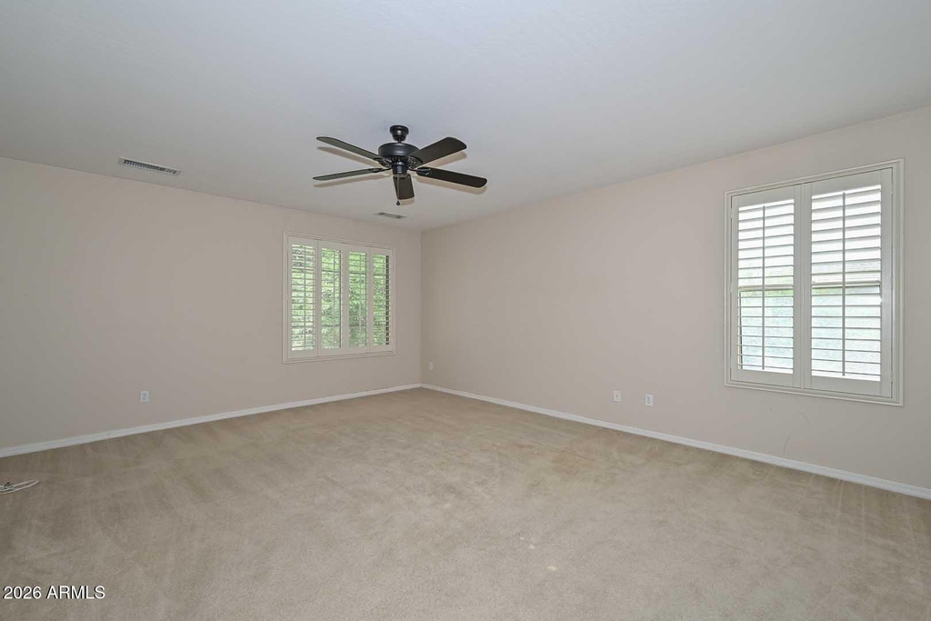 29789 W Fairmount Avenue - Photo 31