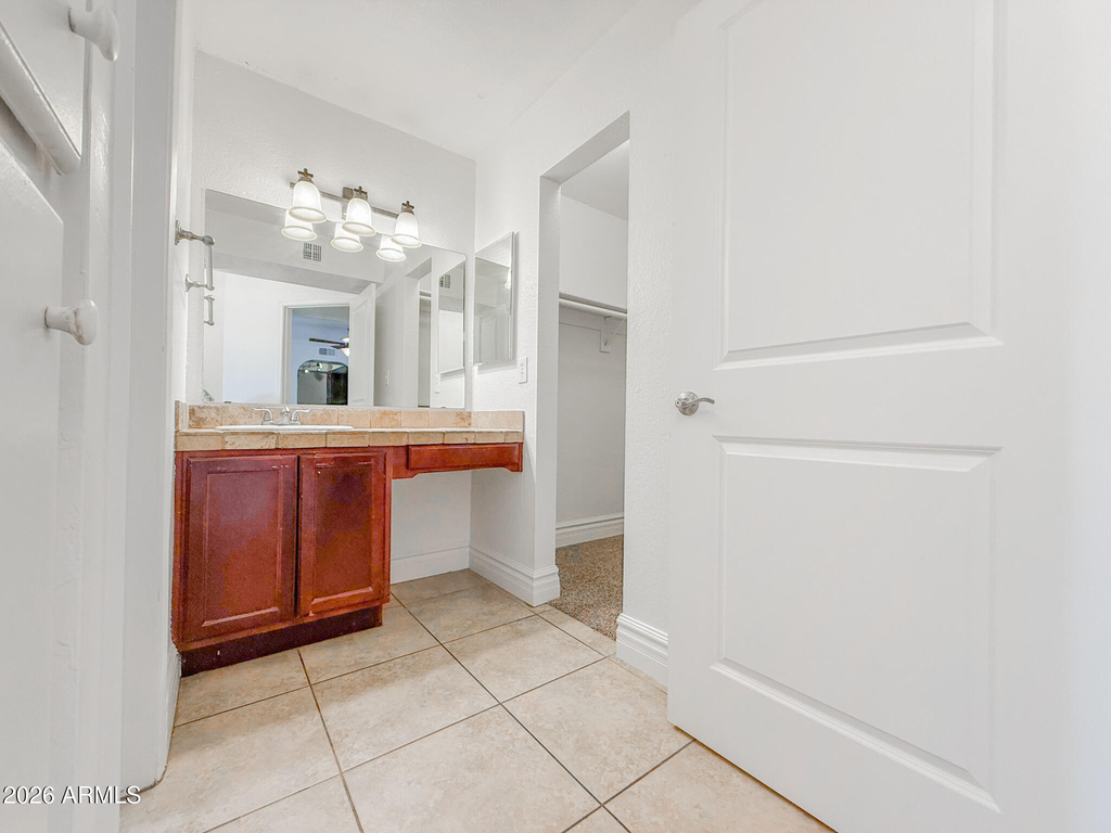 3825 E Camelback Road - Photo 17