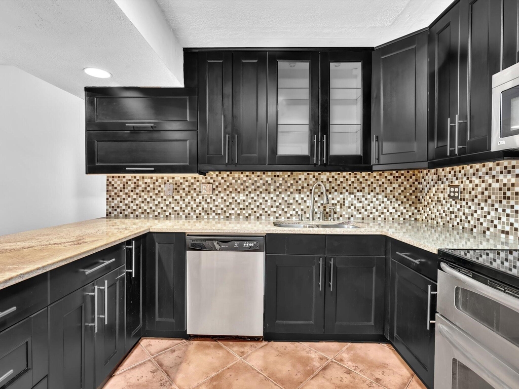 13250 Sw 88th Terrace N - Photo 14