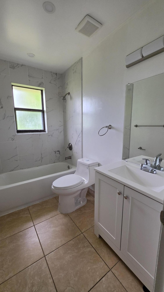 11409 Royal Palm Boulevard - Photo 18