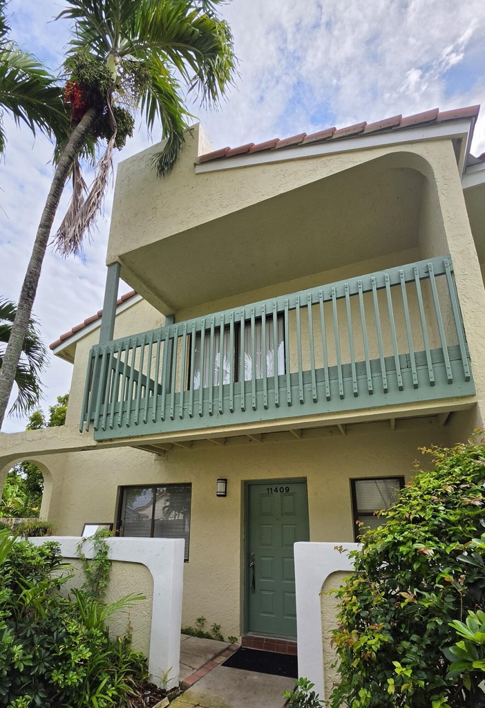11409 Royal Palm Boulevard - Photo 0