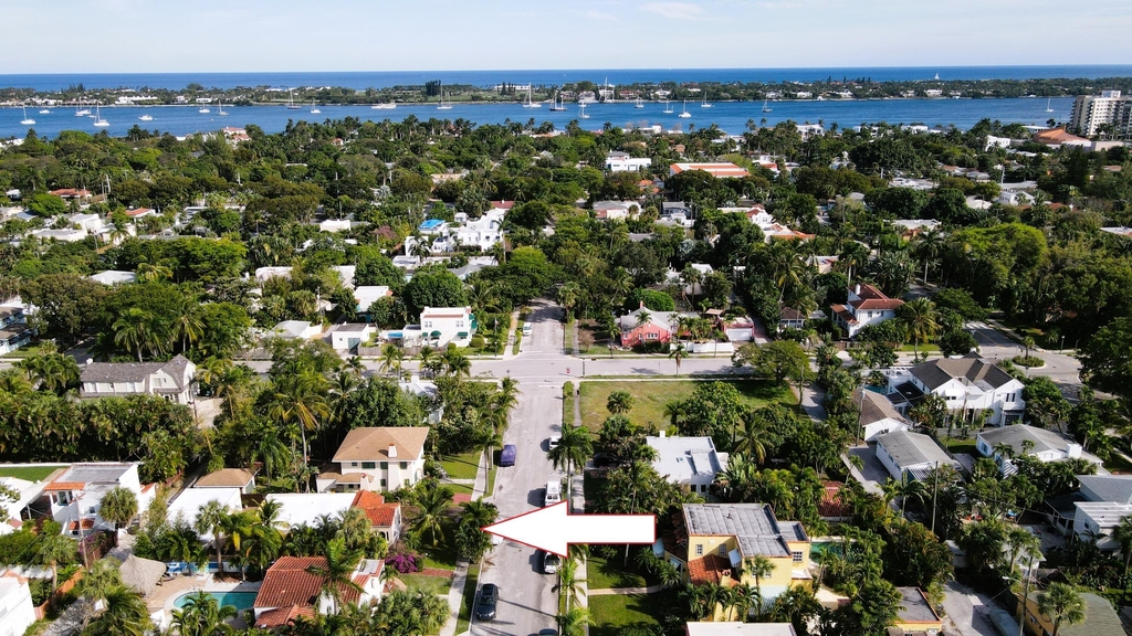 519 Cottage 31st Street - Photo 1