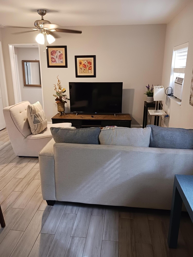 519 Cottage 31st Street - Photo 6