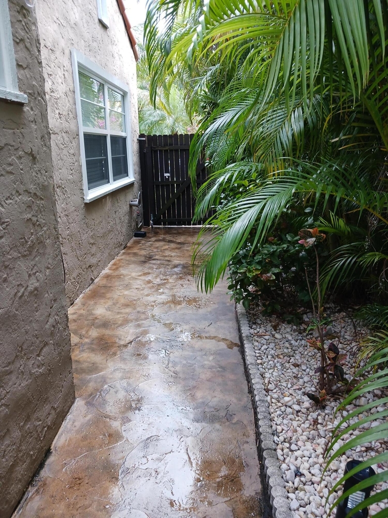 519 Cottage 31st Street - Photo 3