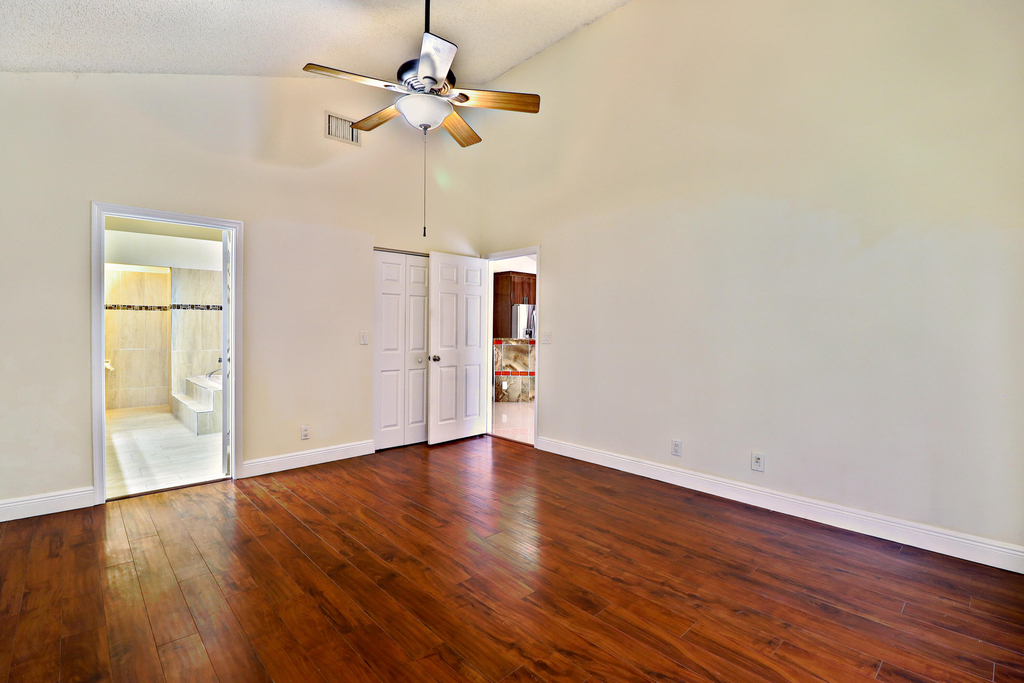 7705 Forest Green Lane - Photo 6