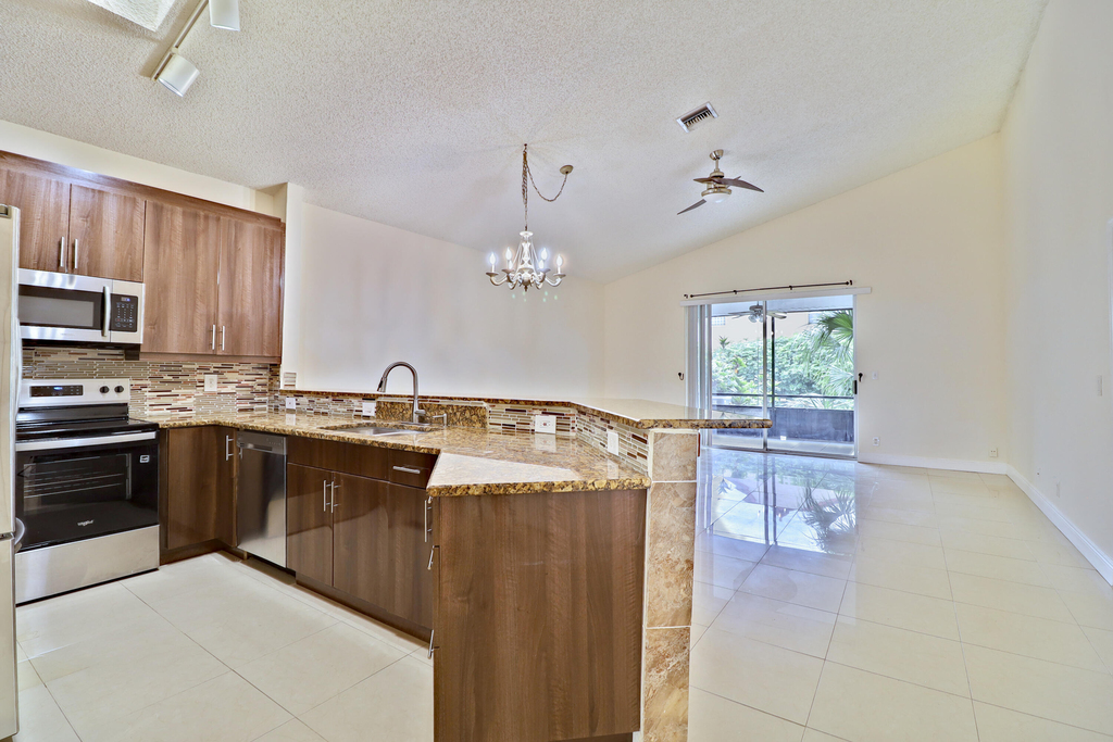 7705 Forest Green Lane - Photo 2
