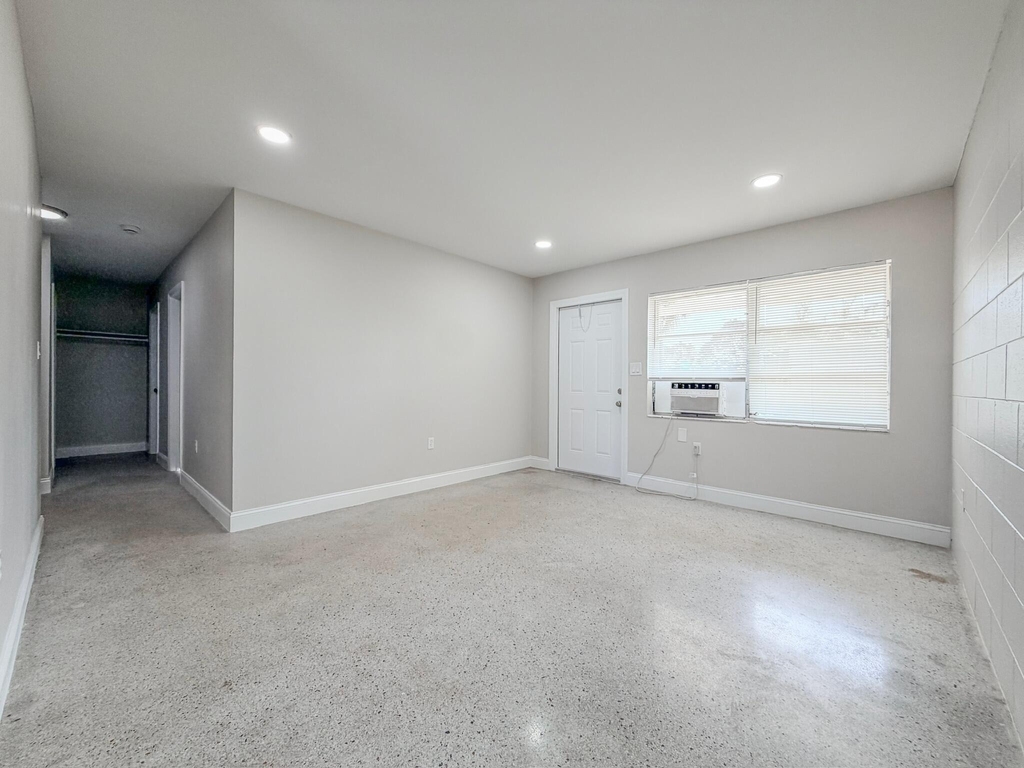 703 N 25th Street - Photo 1