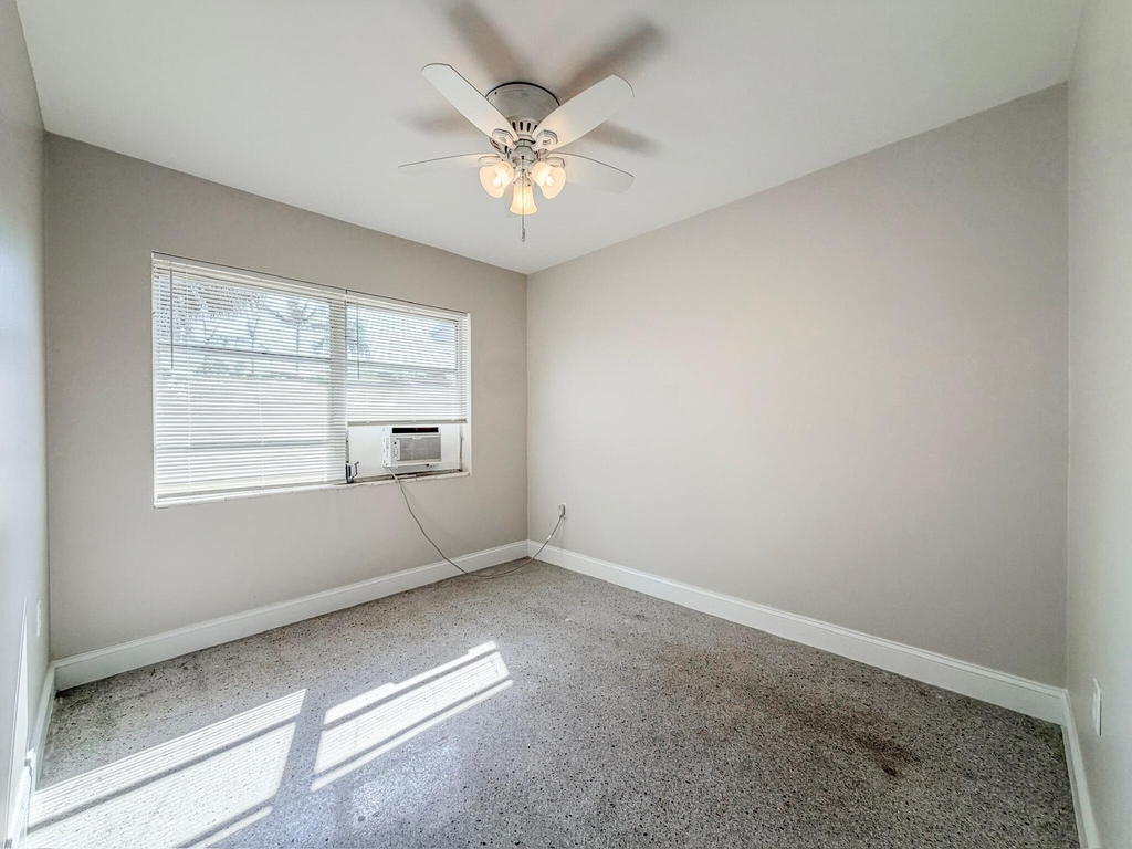703 N 25th Street - Photo 10