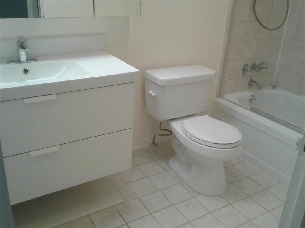 9195 Collins Avenue - Photo 4