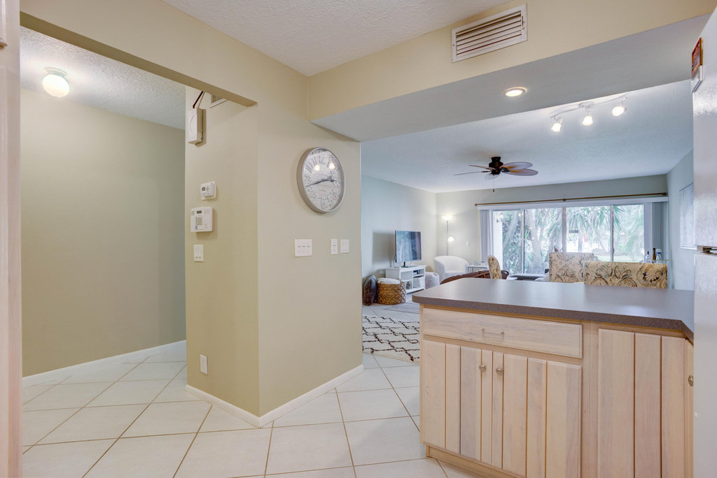 390 Golfview Road - Photo 23