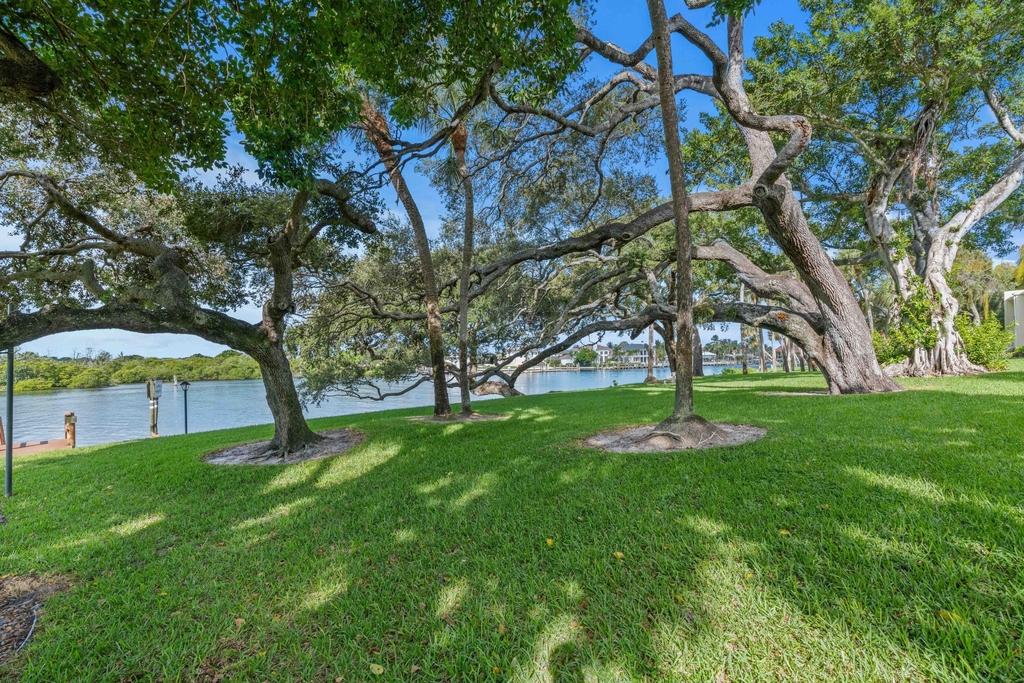 390 Golfview Road - Photo 28