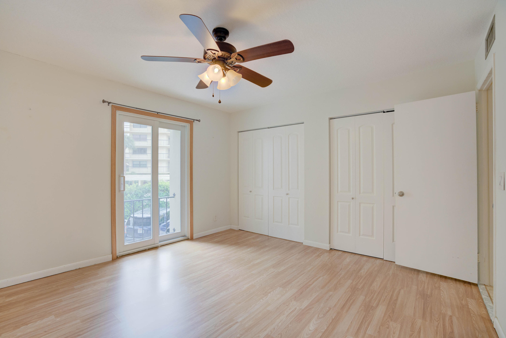 390 Golfview Road - Photo 3