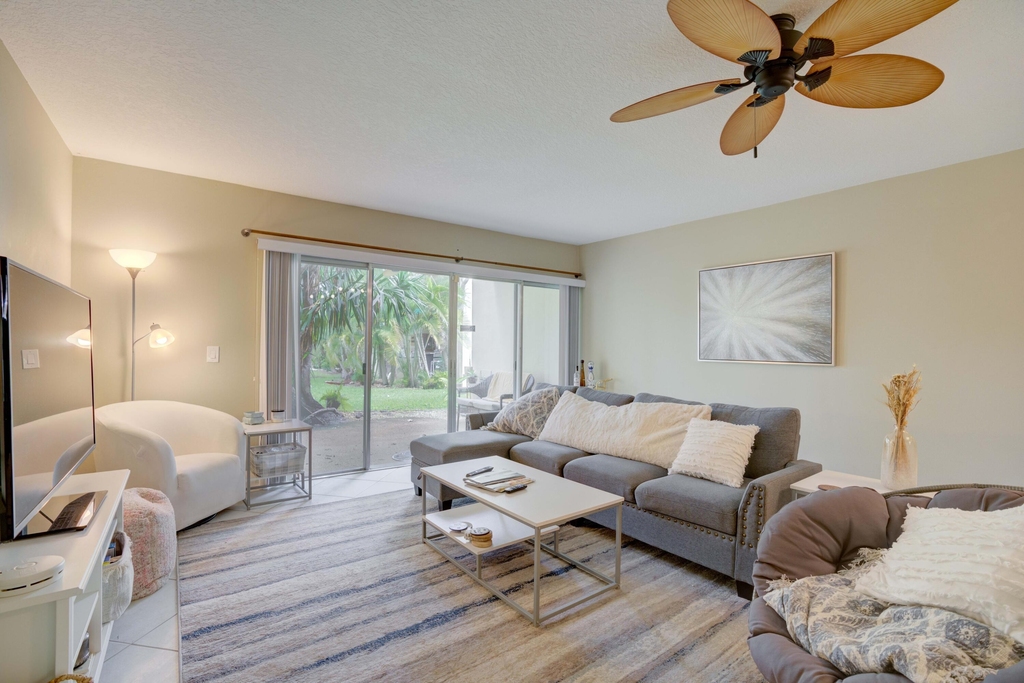 390 Golfview Road - Photo 16
