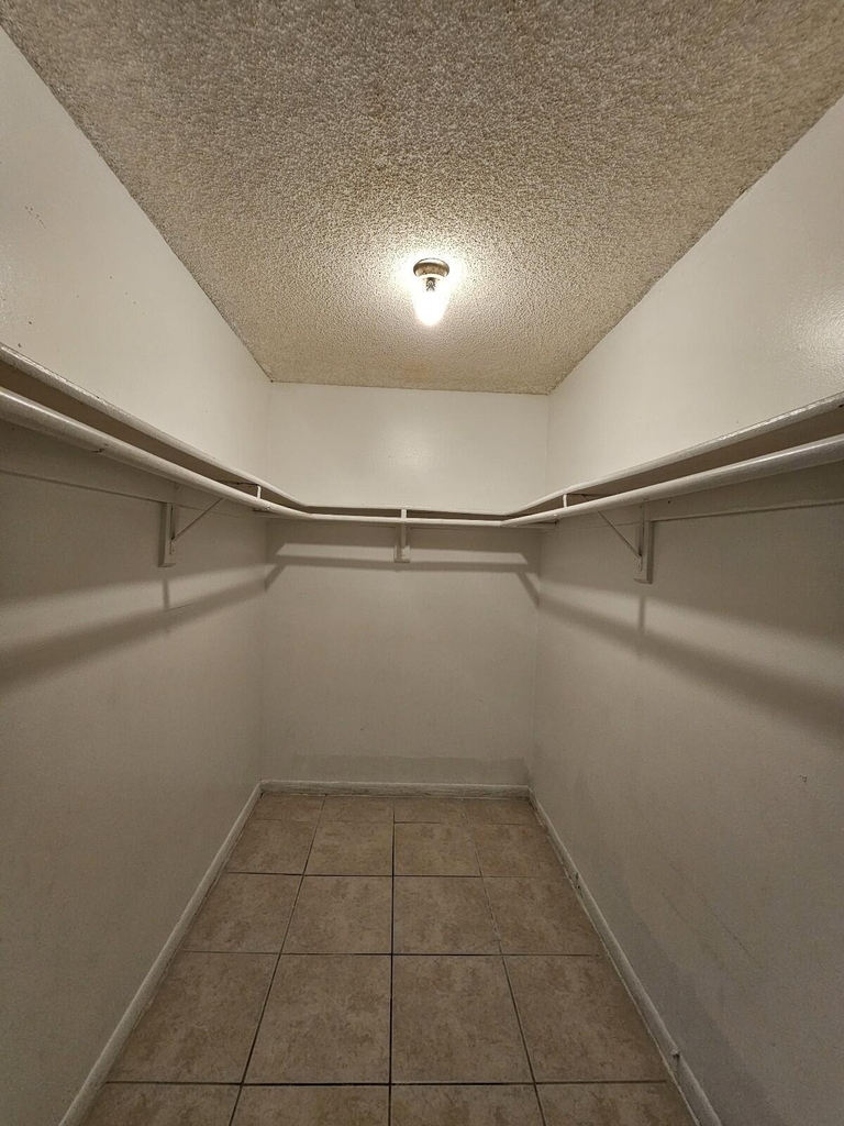 2000 N Congress Avenue - Photo 11