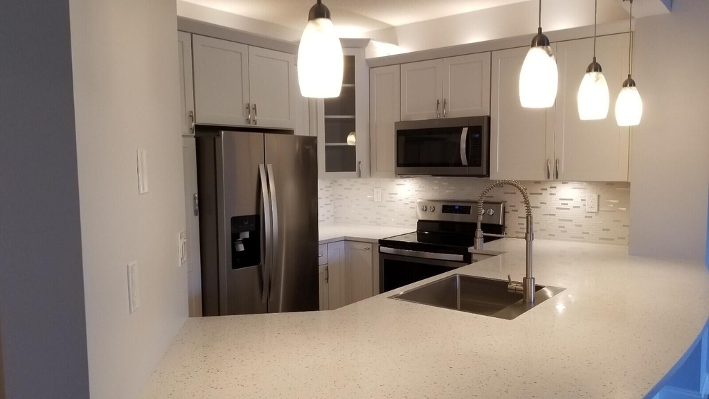 300 Uno Lago Drive - Photo 2