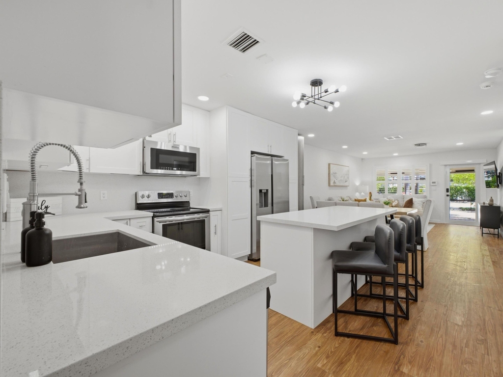 5120 Ne 22nd Avenue - Photo 6
