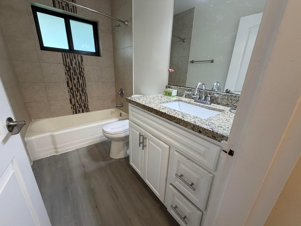 2255 Ne 51st Street - Photo 10