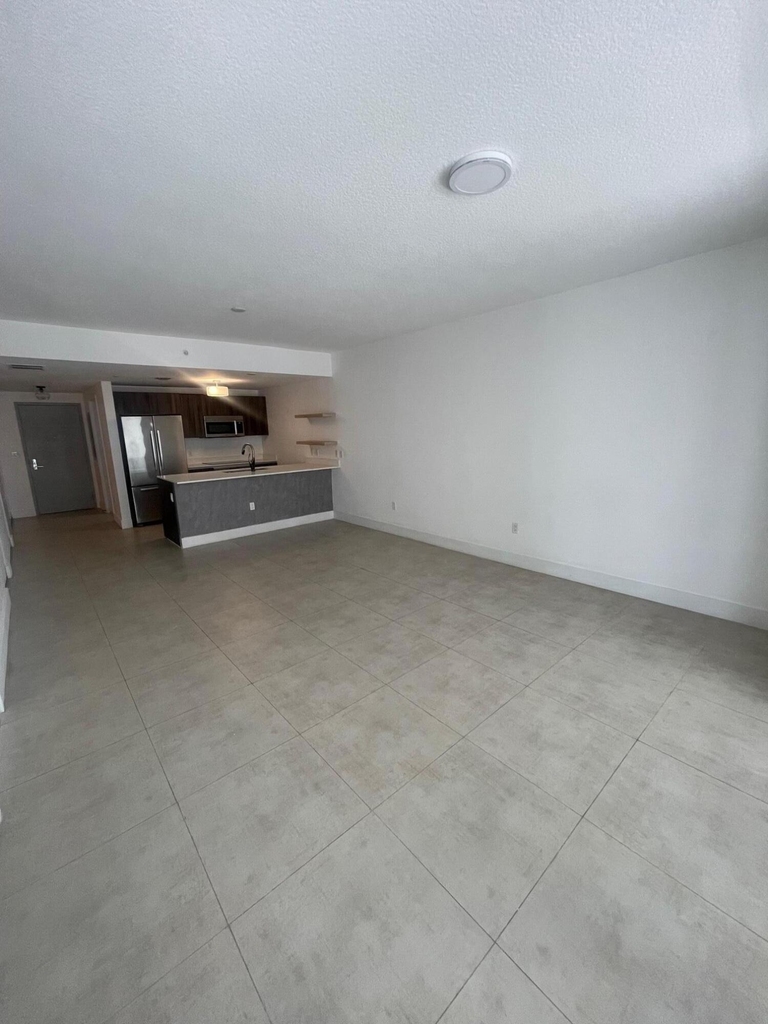 488 Ne 18th Street - Photo 2
