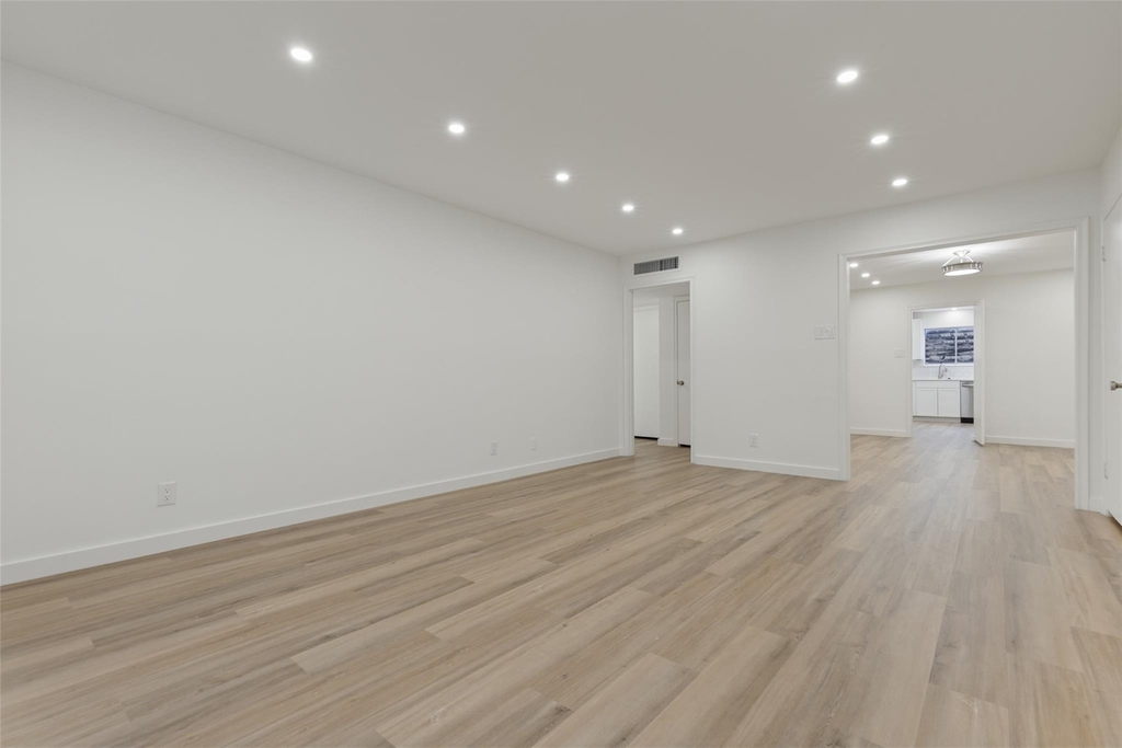 6115 Averill Way - Photo 6