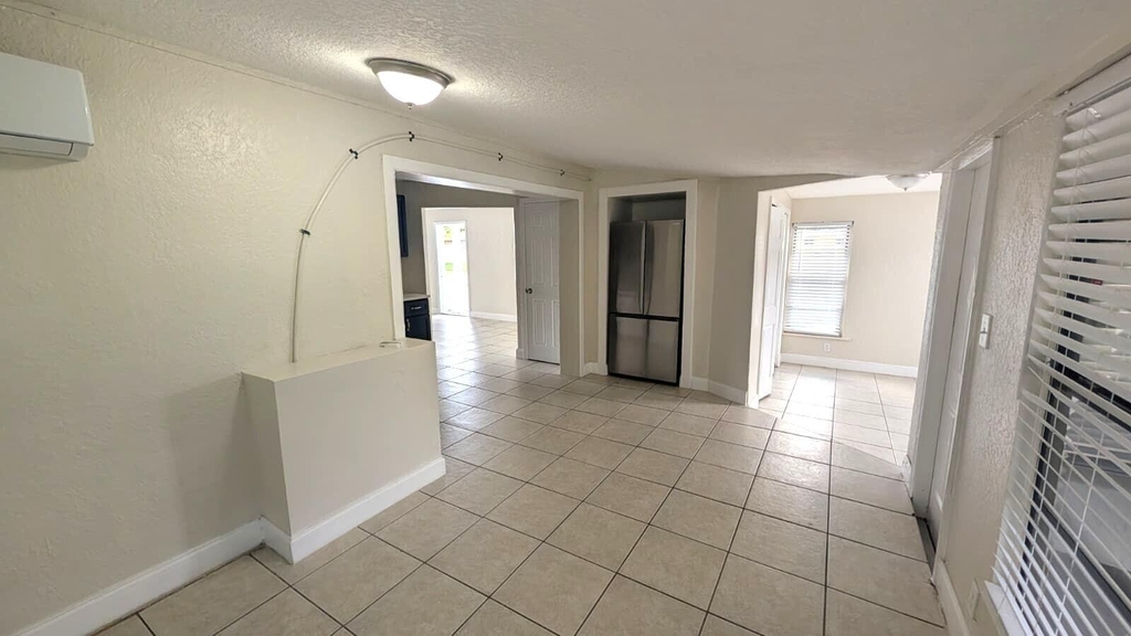 1552 Nw 15th Terrace - Photo 23
