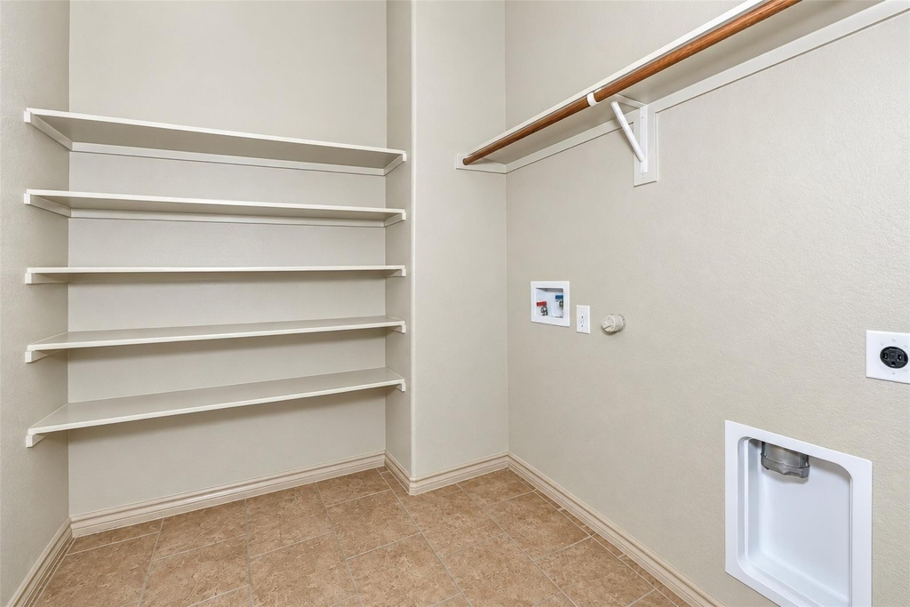 1245 Goodland Terrace - Photo 31