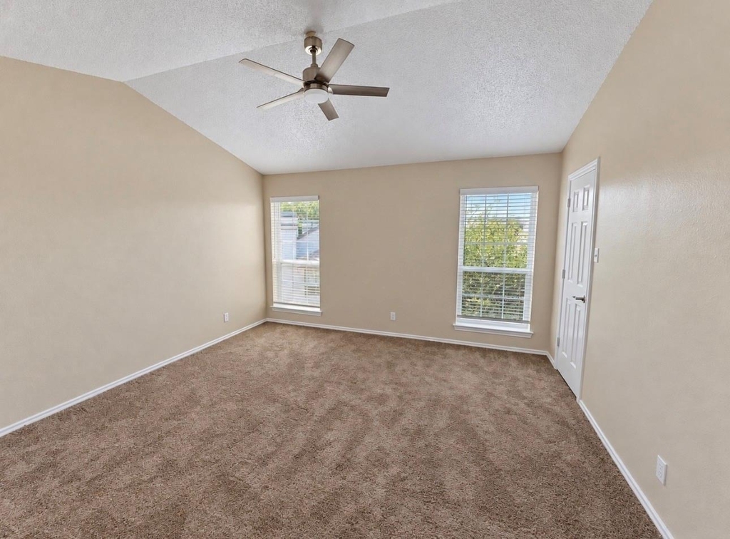 4067 Beltway Drive - Photo 11