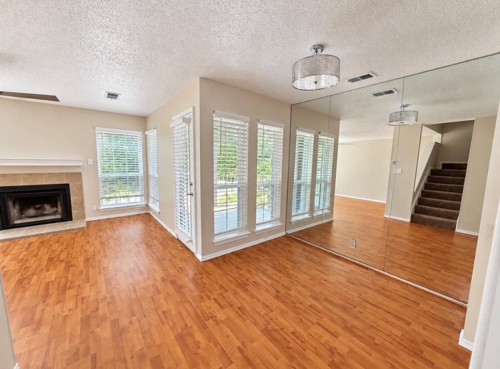 4067 Beltway Drive - Photo 8