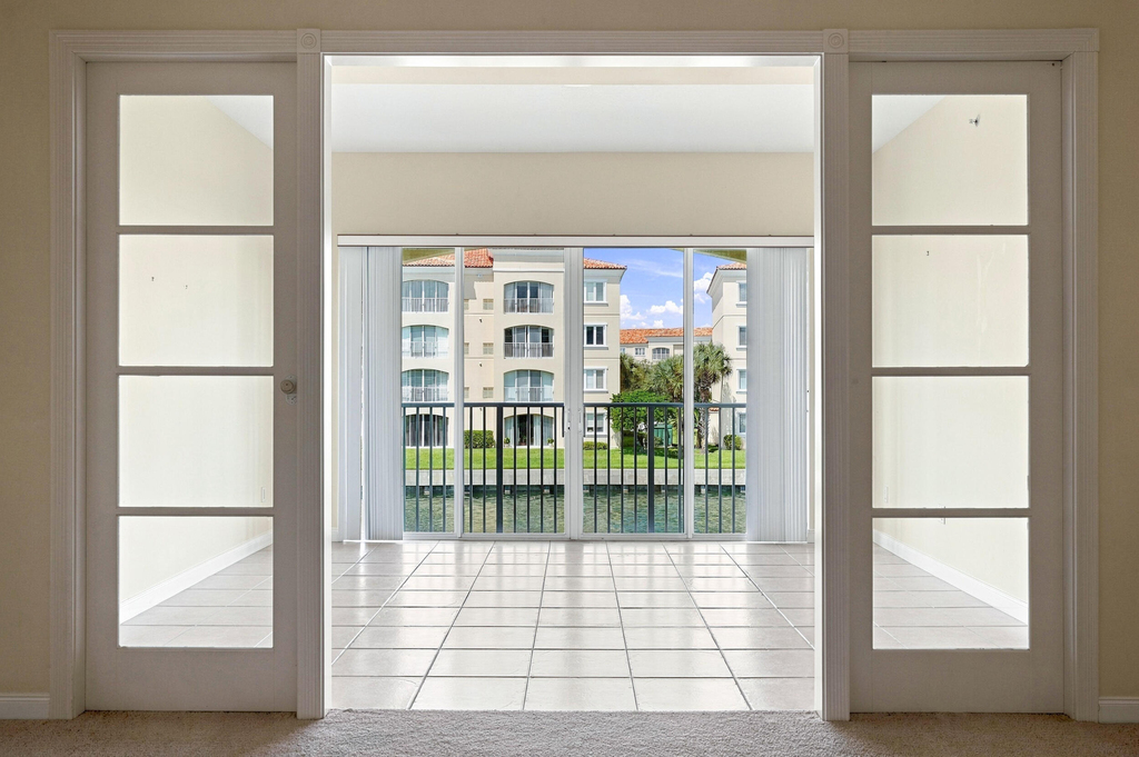 19 Harbour Isle Drive W - Photo 8