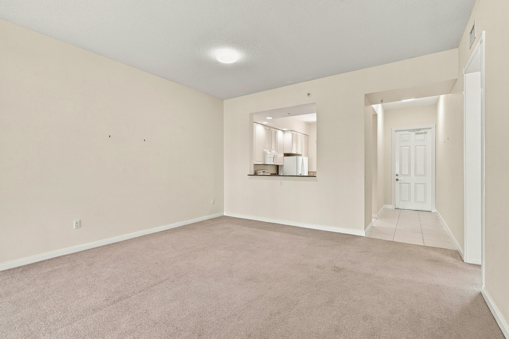 19 Harbour Isle Drive W - Photo 4