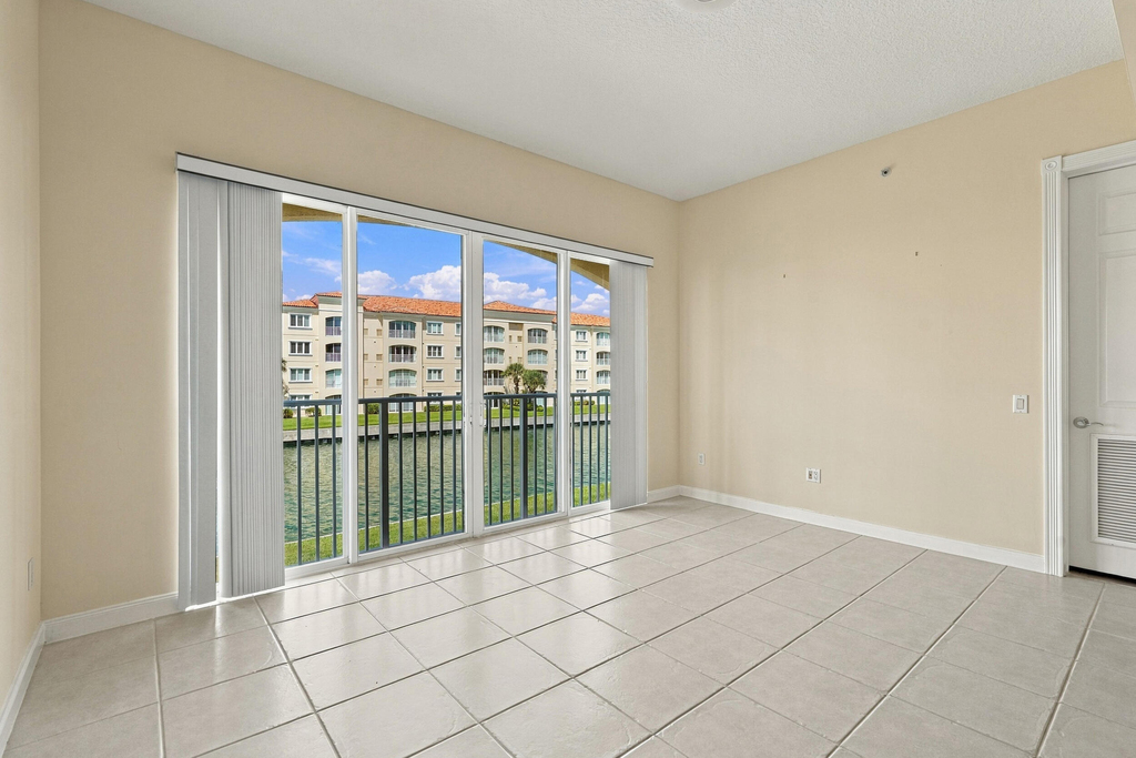 19 Harbour Isle Drive W - Photo 6