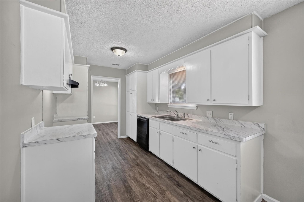 6401 Winn Street - Photo 7