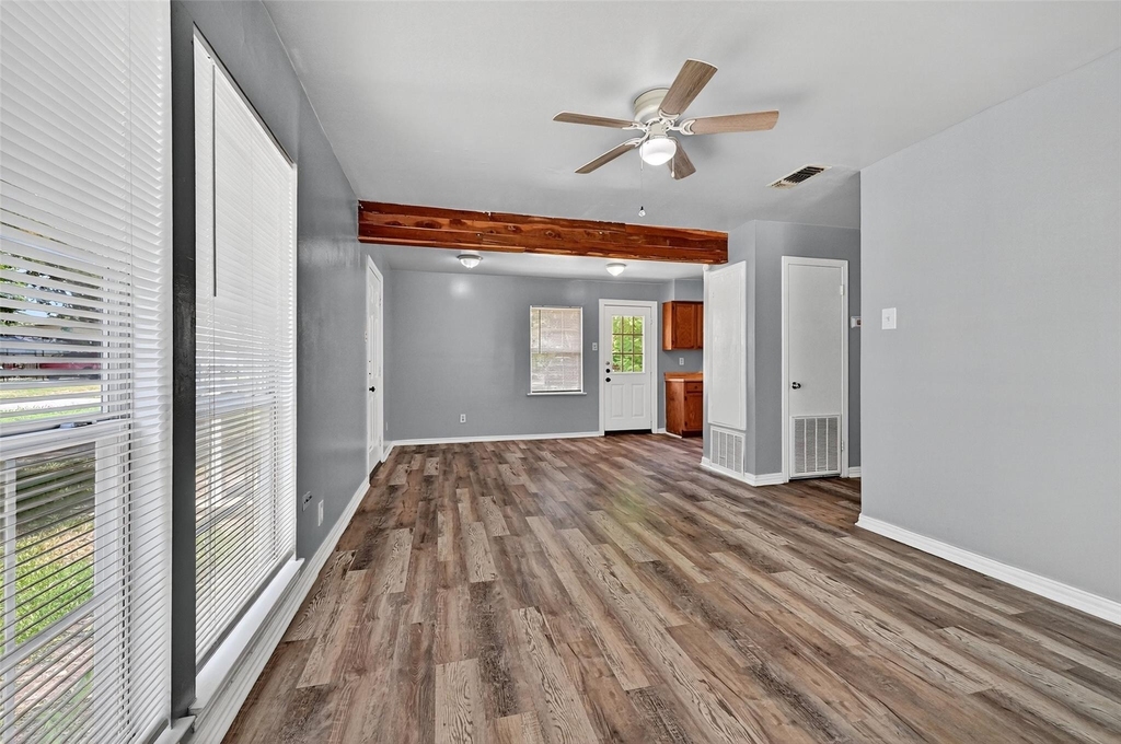 401 S Contemporary Drive - Photo 3