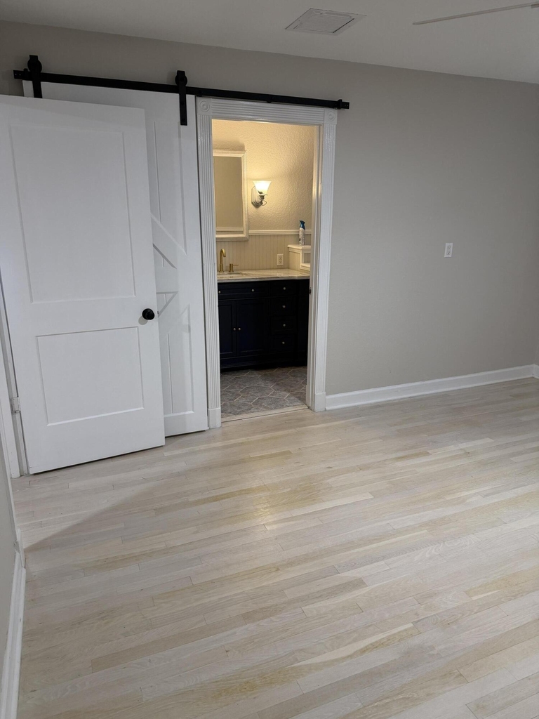 176 E 24th Street - Photo 8