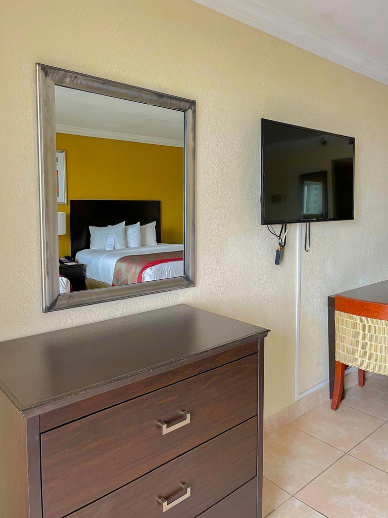 19201 Collins Avenue - Photo 3