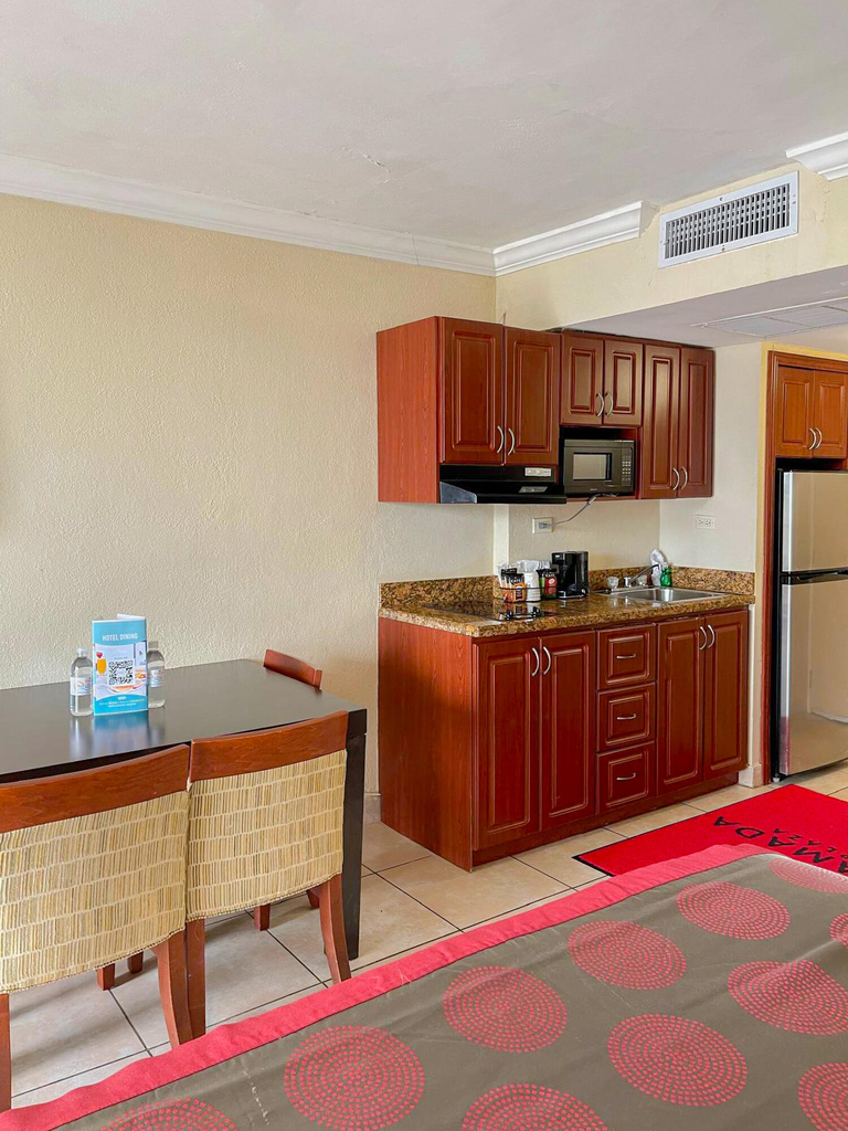 19201 Collins Avenue - Photo 4