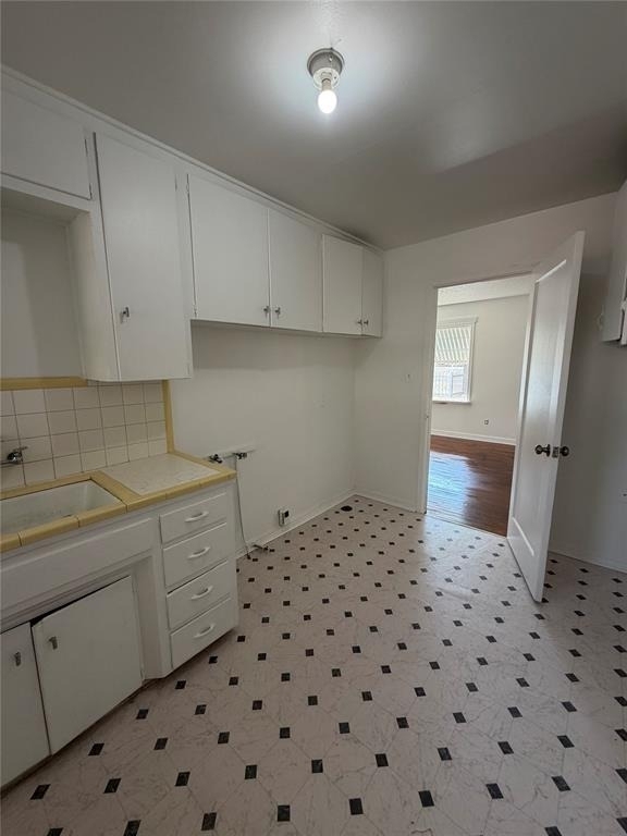 511 E Harmon Drive - Photo 10