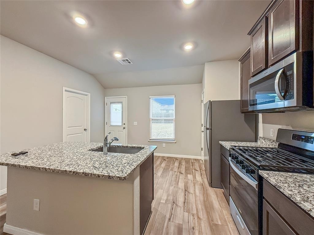 1609 Vermilion Lane - Photo 6