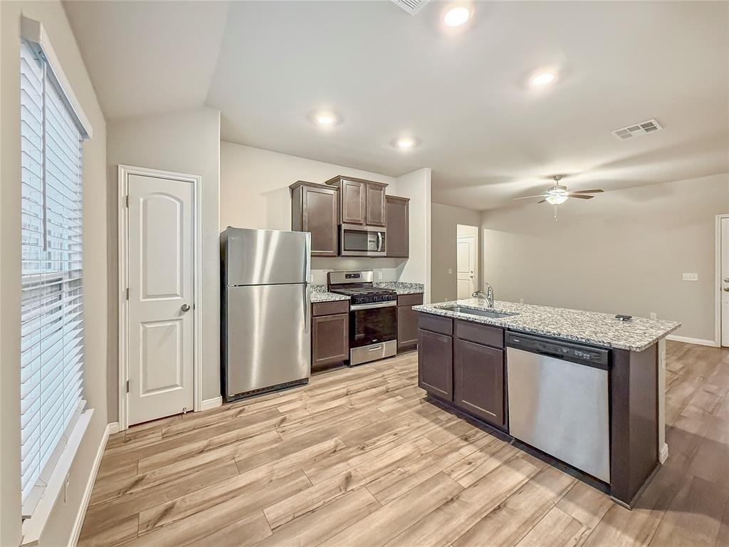 1609 Vermilion Lane - Photo 5