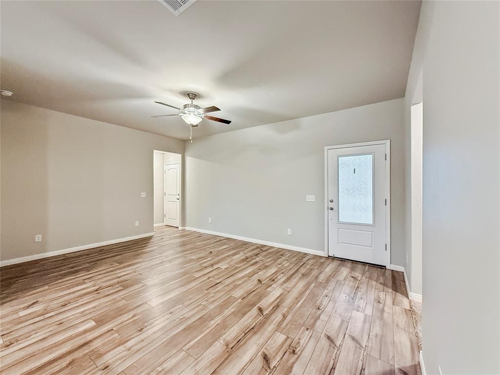 1609 Vermilion Lane - Photo 2