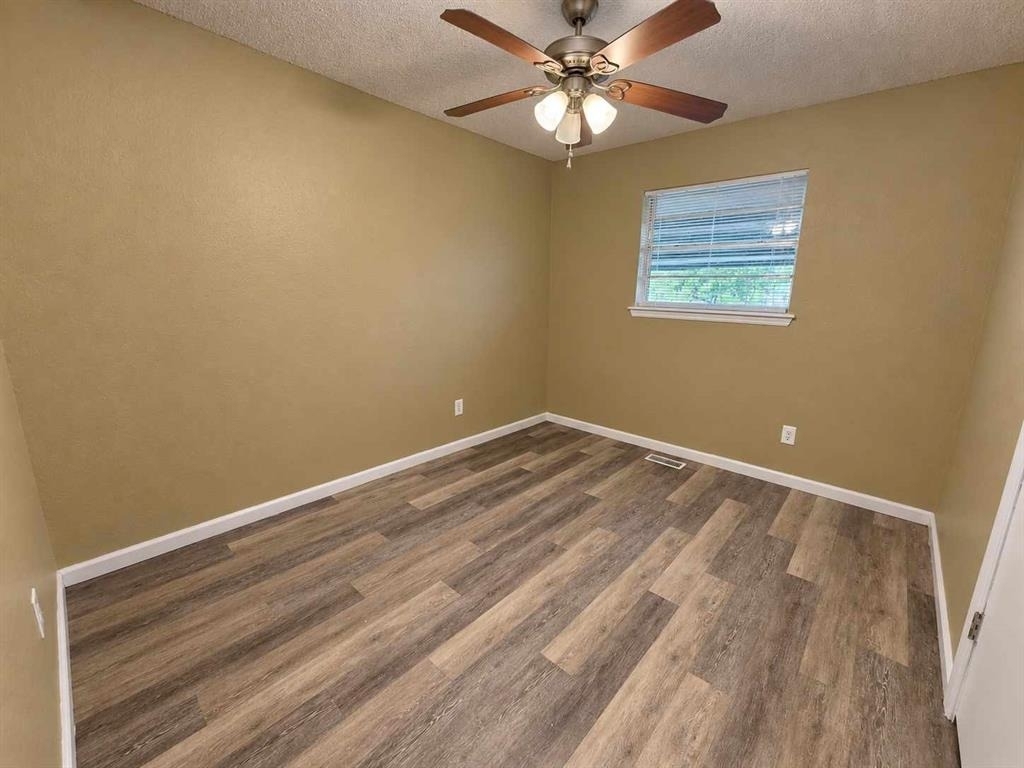 9717 Ne 2nd Street - Photo 8