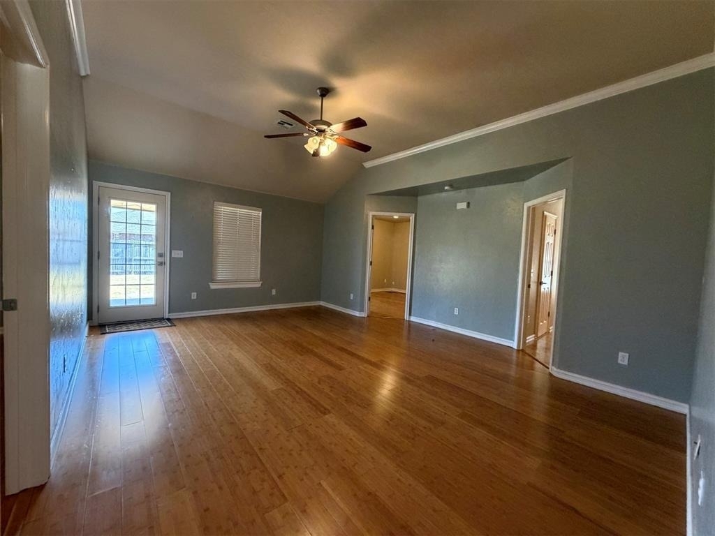 7908 Woodbend Lane - Photo 6