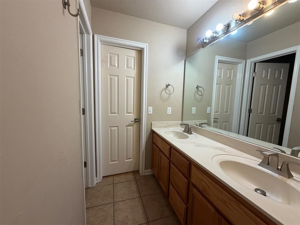 7908 Woodbend Lane - Photo 8
