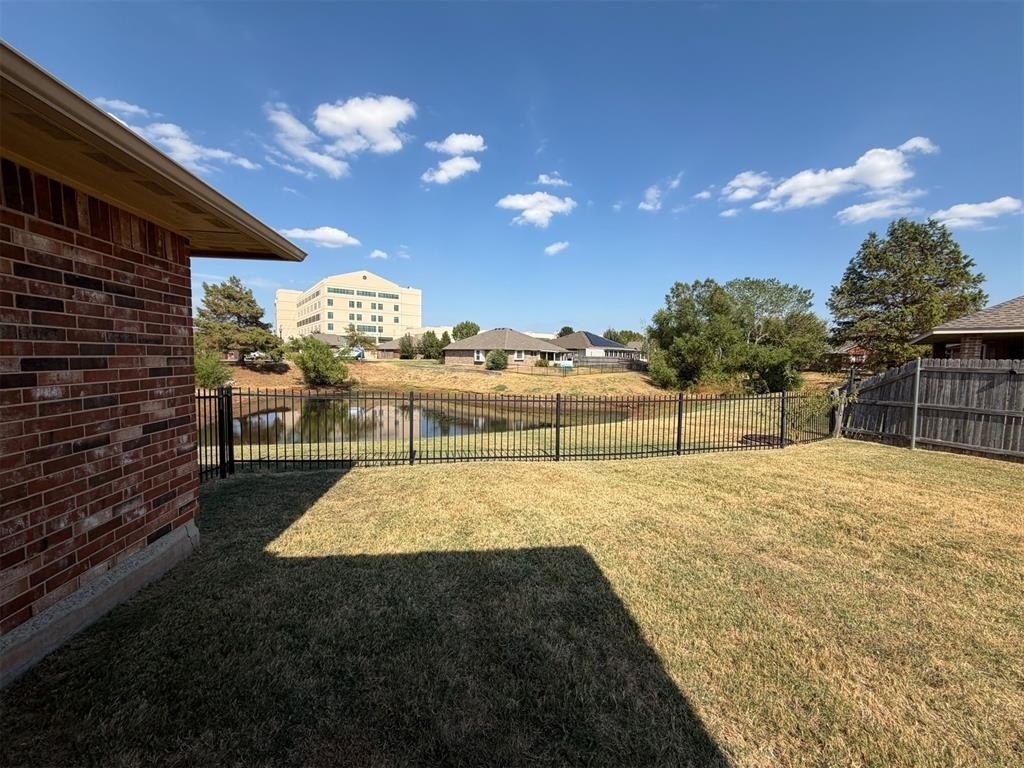 7908 Woodbend Lane - Photo 12