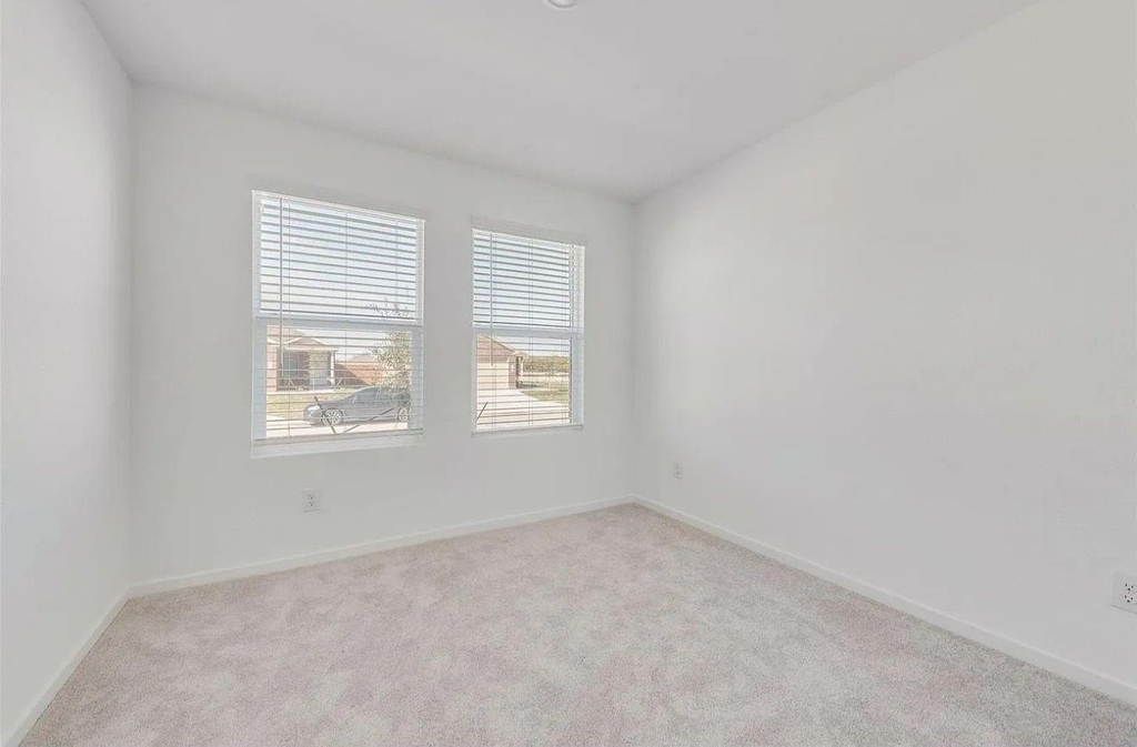 2032 Derby Lane - Photo 14