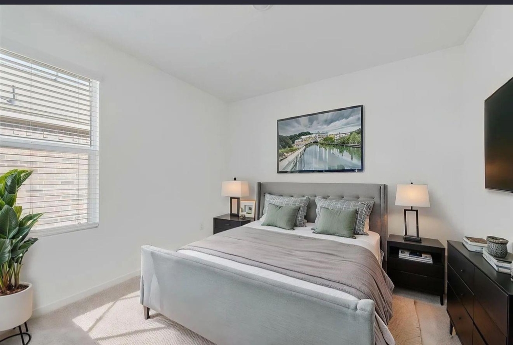 2032 Derby Lane - Photo 18