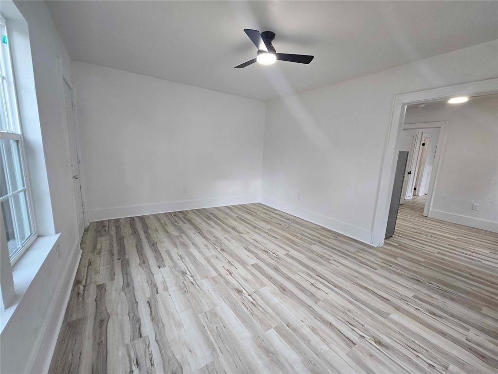 2137 Nw 29th Street - Photo 2