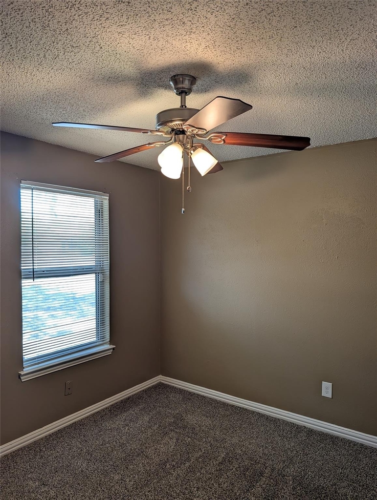 5325 Weddington Court - Photo 12