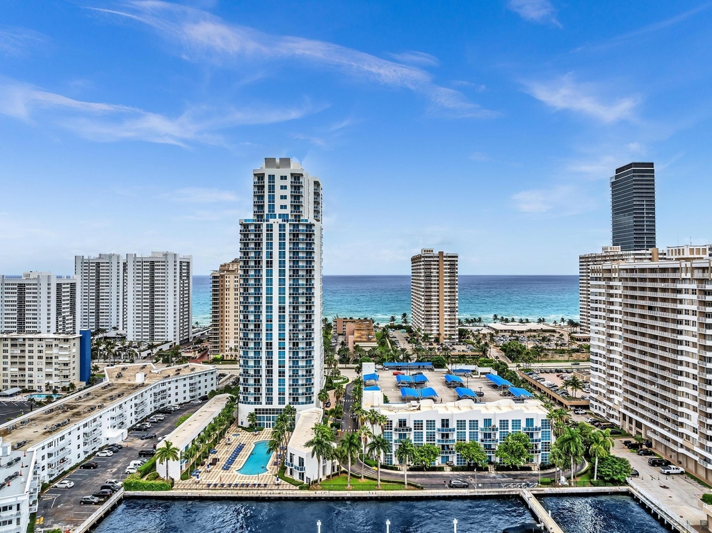 1945 S Ocean Drive - Photo 1